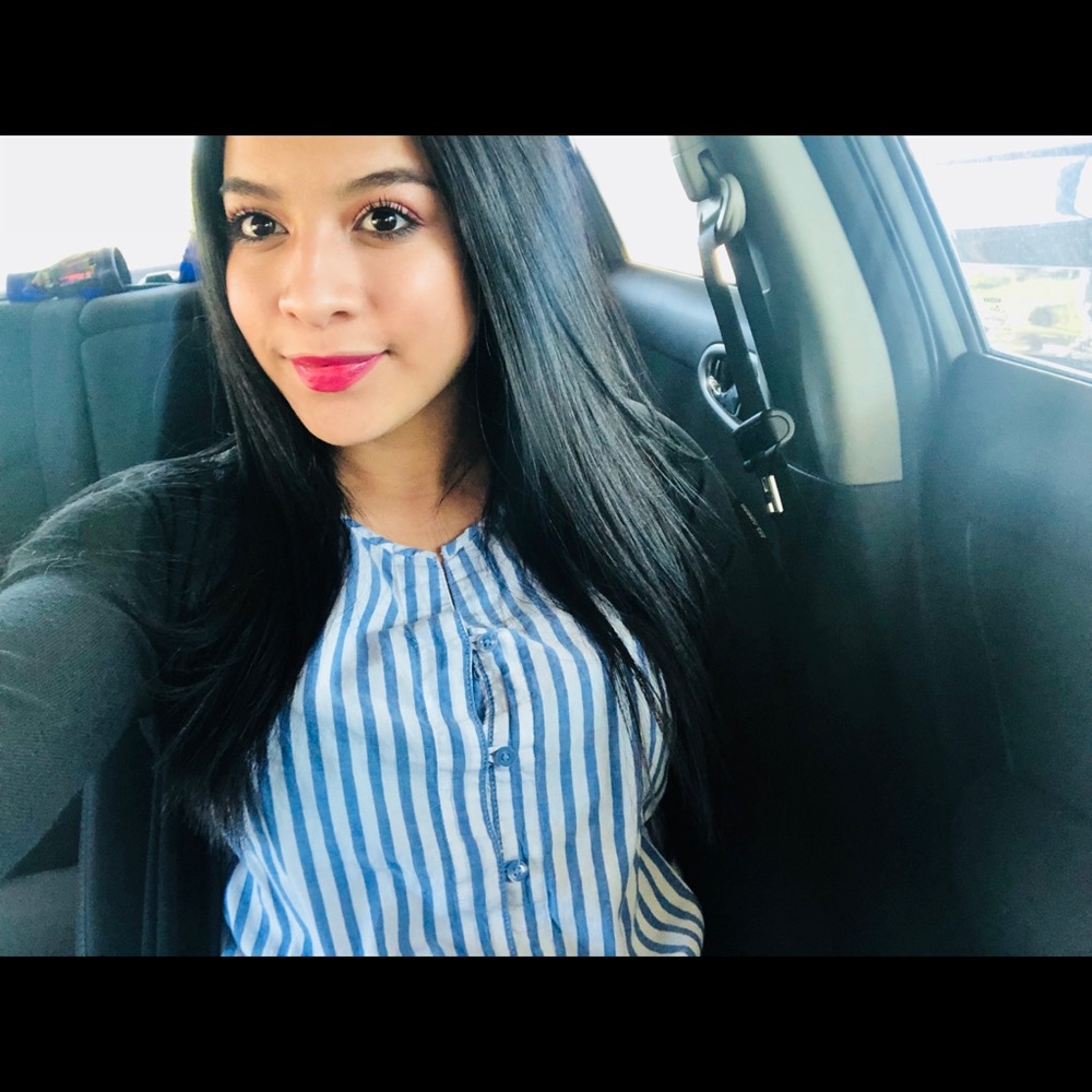 Meet your Posher, Ashley